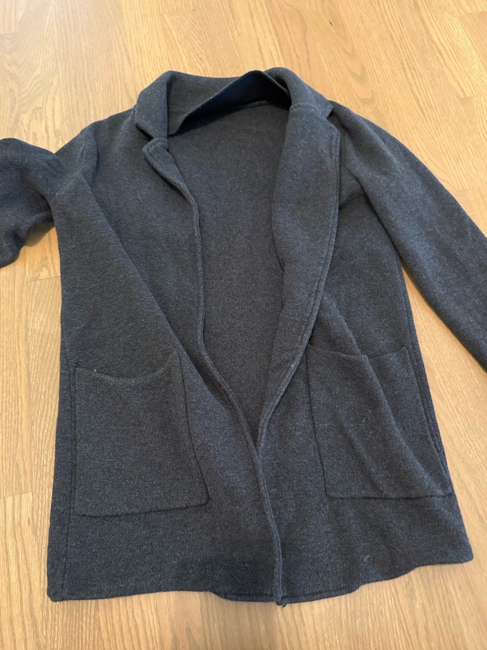 Women’s Dark Gray Open-Front Knit Blazer